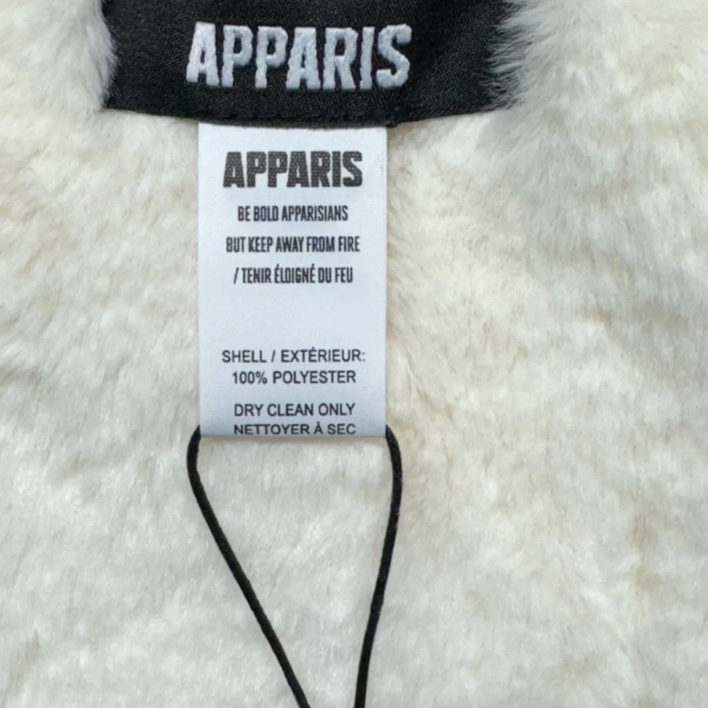 Apparis Bambi Faux Fur‎ Scarf Wrap Cream One Size NWT Vegan Super Soft Winter